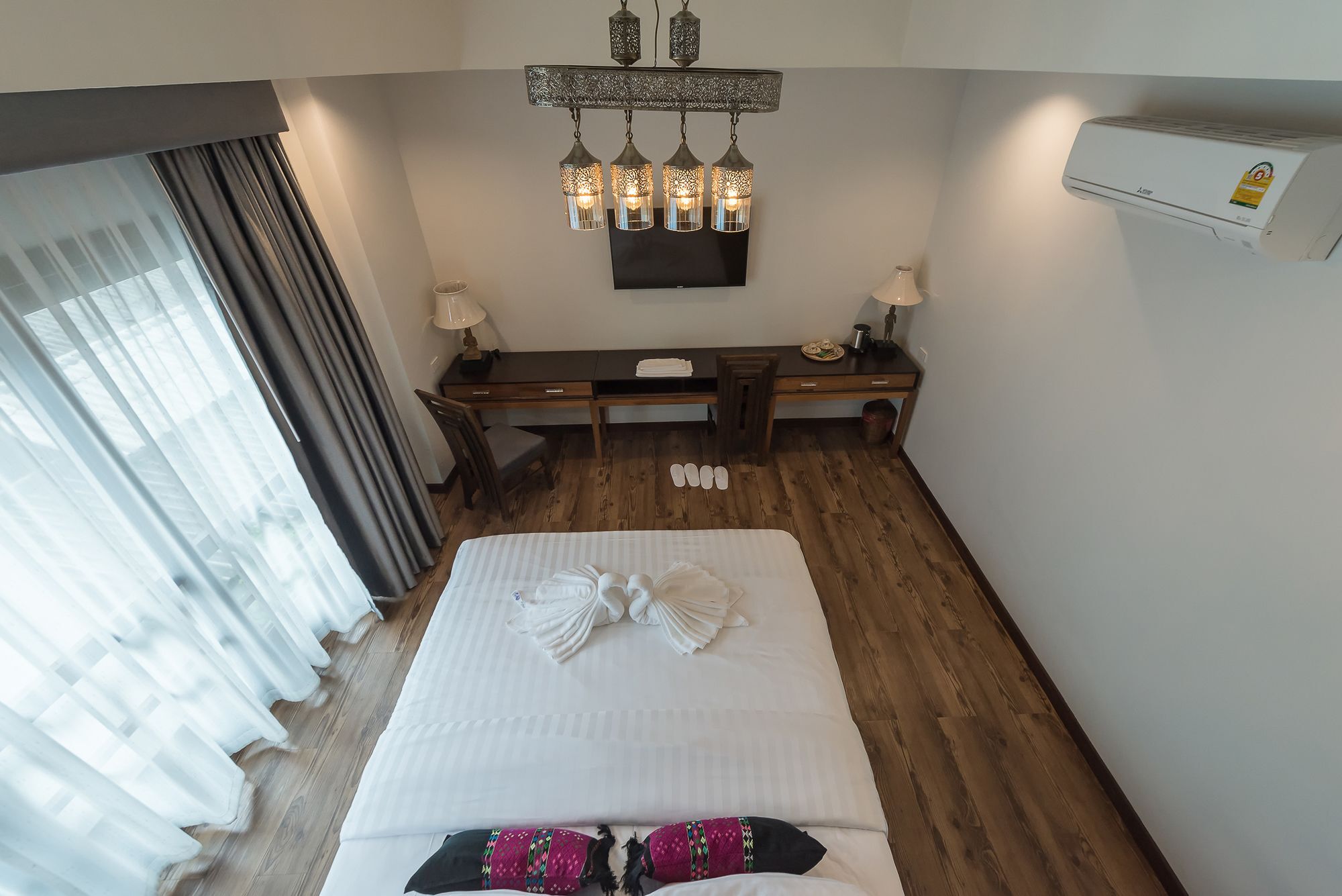 33 Poshtel (Adults Only) Otel Chiang Mai Dış mekan fotoğraf