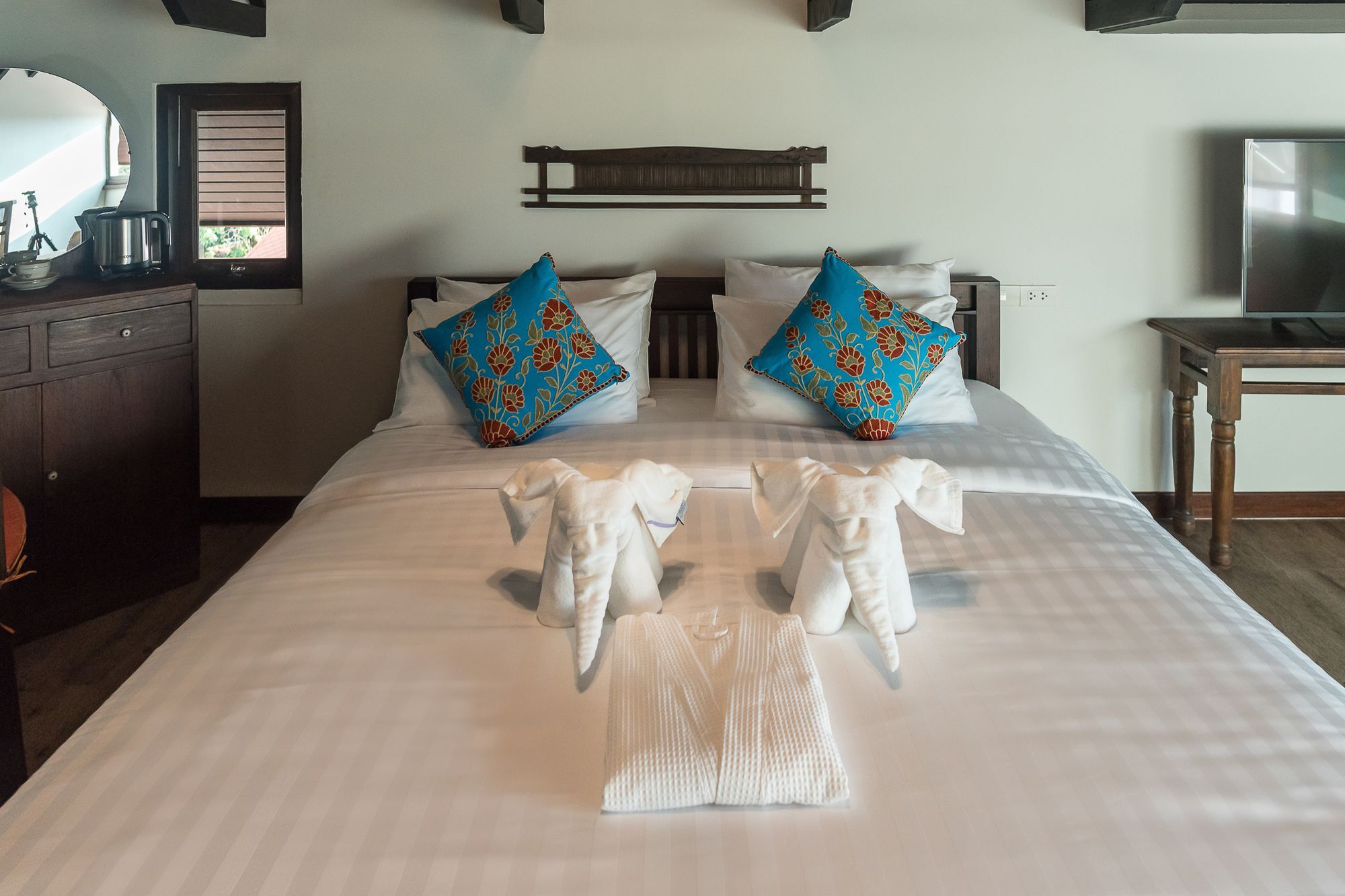 33 Poshtel (Adults Only) Otel Chiang Mai Dış mekan fotoğraf